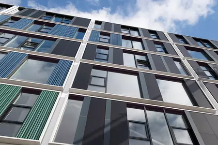 Onderwijsgebouw LAB42 in Amsterdam