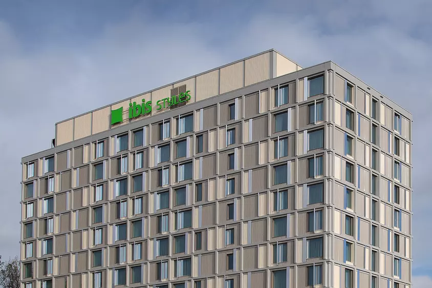 Dakopbouw bovenop het hotel