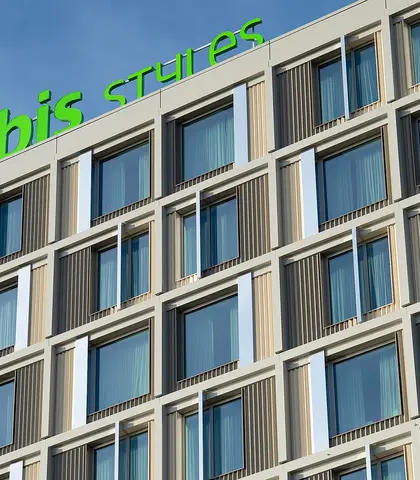 Hotel Ibis Styles Ahoy buitenzijde